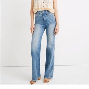 Madewell 11” Flare Jeans in Arbordale size 31